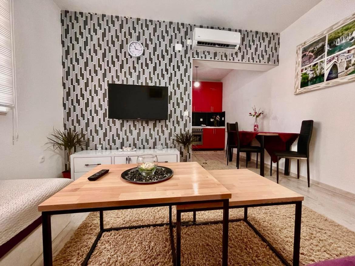 Apartment Adel Mostar Exterior foto